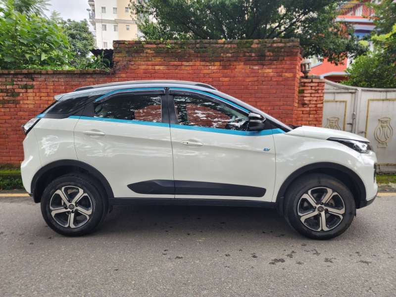 Nexon EV XZ+ LUX