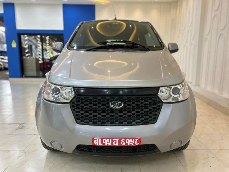Mahindra E2O